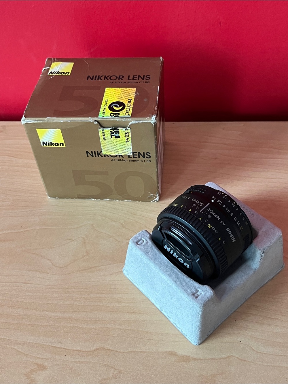 Nikon AF D 50mm f/1.8 Nikkor Prime Lens in Box